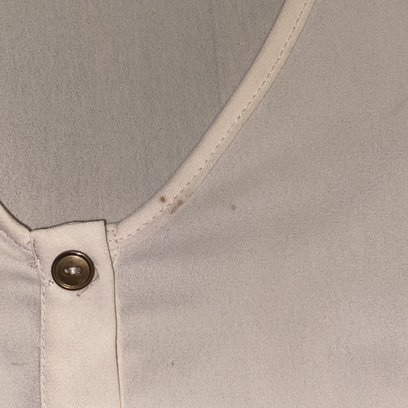 Blouse with gold buttons - Picture 2 of 2